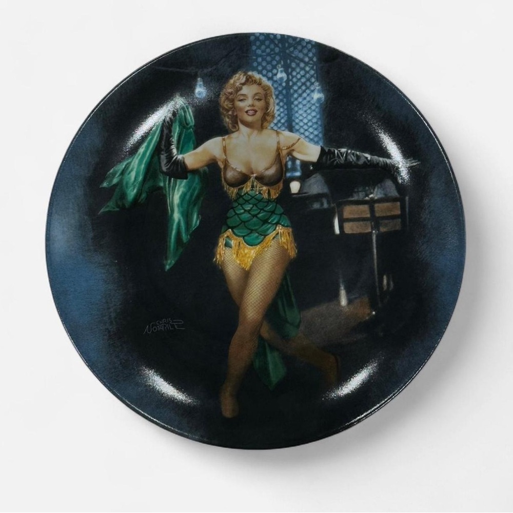 Marilyn Monroe Vintage Limited Edition Plate - Picture 1 of 3